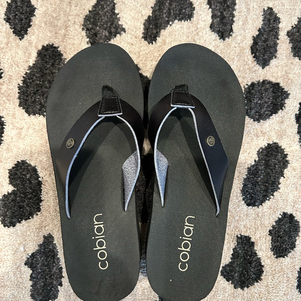 COBIAN FLIP FLOPS